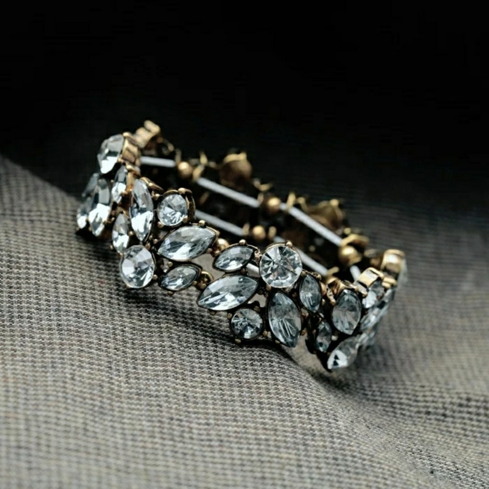 Flower Crystal Vintage Gold Statement Bracelet - Picture 6 of 6
